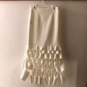 Gracia White Ruffle Skirt Size Women’s S